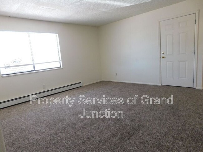 Building Photo - 3221 Chipeta Ct