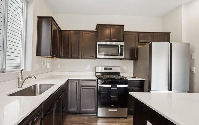 Foto del edificio - 6016 Addison Rd SW