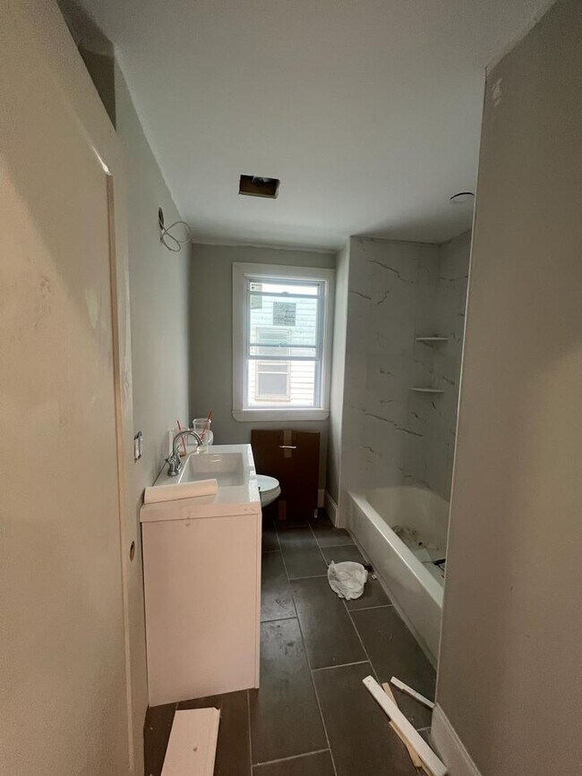 44 Irwin St Unit 1, Winthrop, MA 02152 Apartments in Winthrop, MA