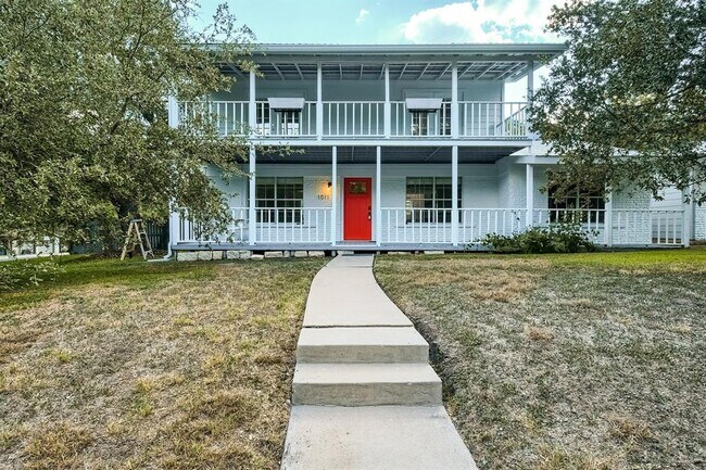 Foto del edificio - 1011 Berrywood Dr