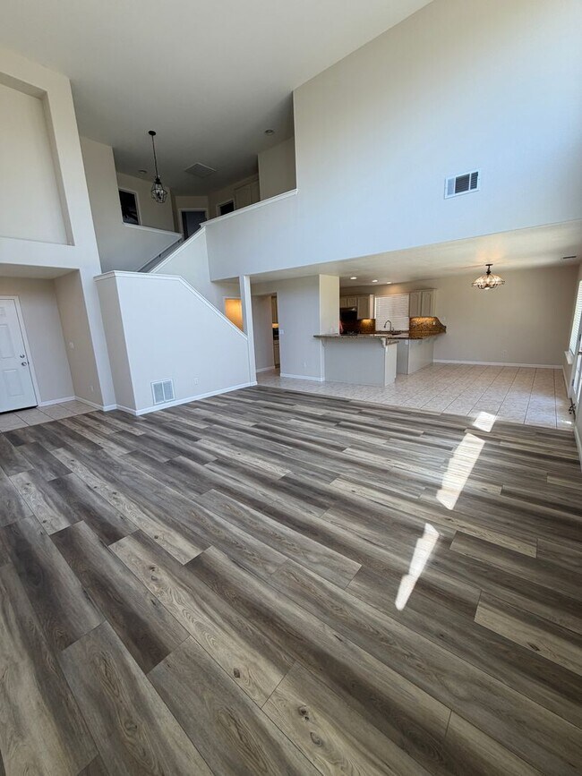 Foto del edificio - 1810 Baylor Ln