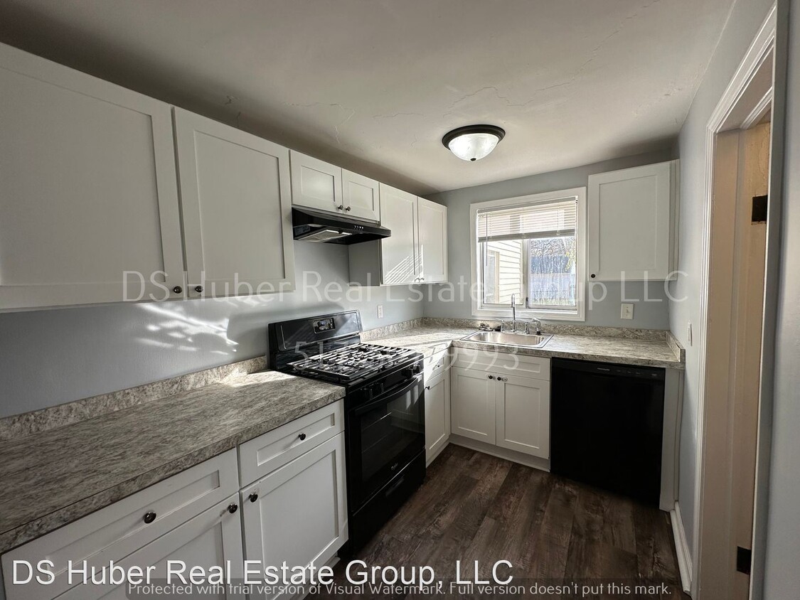 Primary Photo - 2 br, 1 bath House - 223 Astor Ave