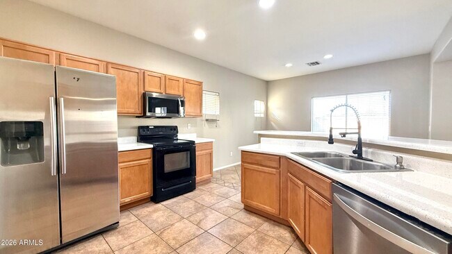 Foto del edificio - 9012 W Hess St