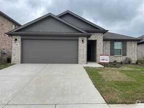 Building Photo - 1808 Briar Hl Dr