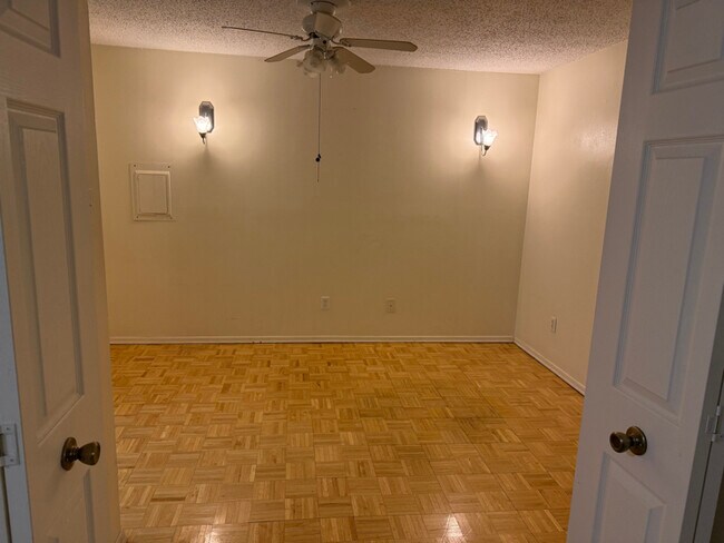 Foto del edificio - 2225 Loreco St