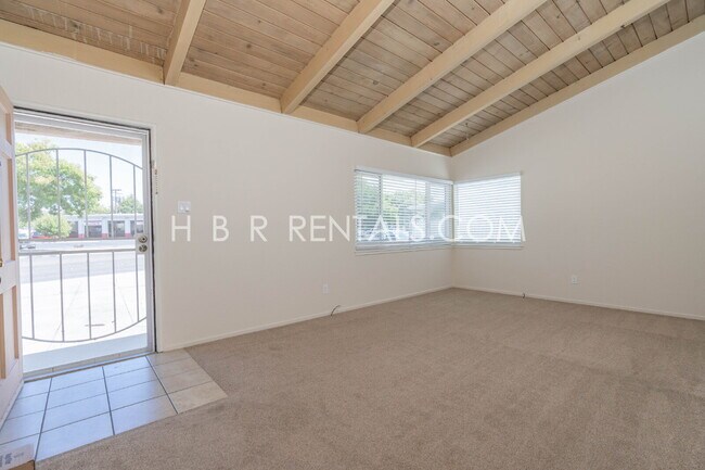 Foto del edificio - Charming 2-Bedroom Home in Tracy – Comfortable Living with an Ideal Location!
