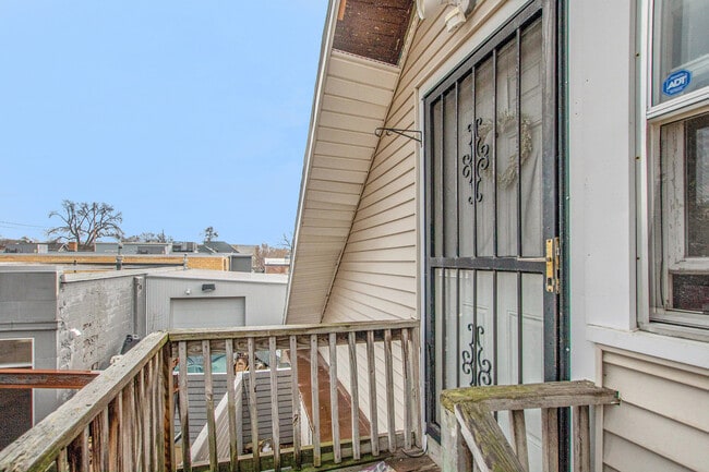 Foto del edificio - 410 Eureka Ave SE