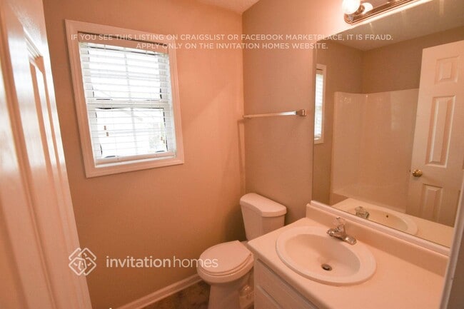 Building Photo - 2709 Glendale Dr