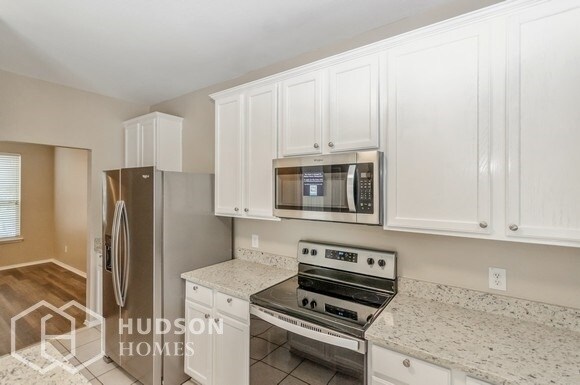 Building Photo - NOW AVAILABLE! - 1009 Terrace View Dr, For...
