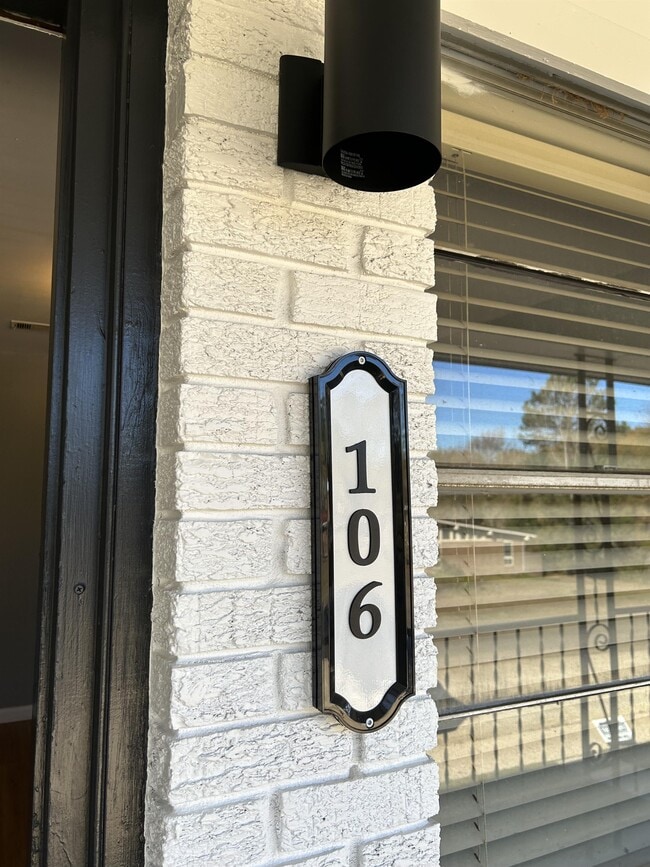 Building Photo - 280 Central Ave