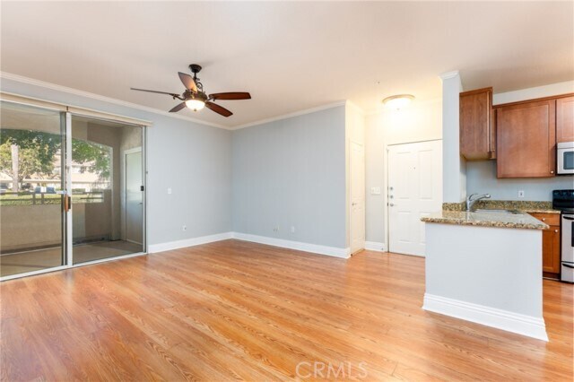 Building Photo - 22681 Oak Grove