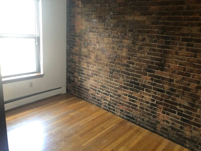 Building Photo - 518 Massachusetts Ave
