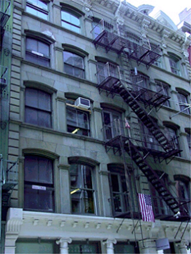 Vista al edificio ruta alternativa - 113-115 Mercer St