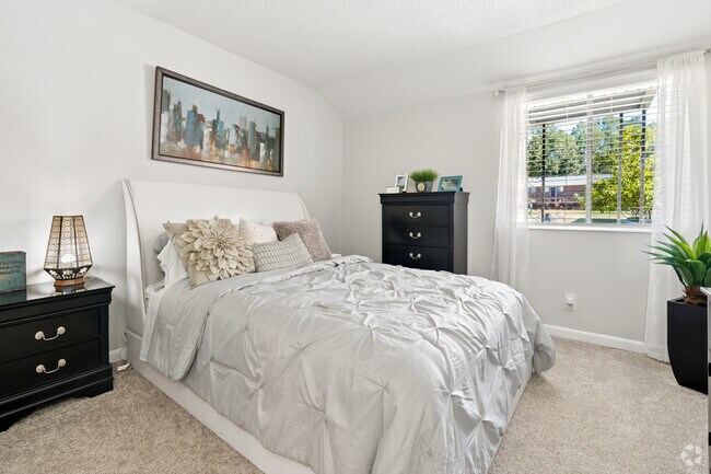 1 habitación - 1 baño - 540 pies cuadrados - Habitación - Ridgewood - Students save up to 10%!