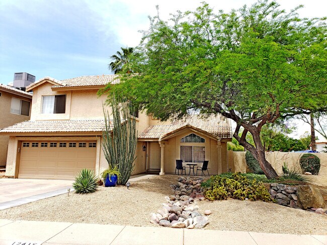Building Photo - Ahwatukee Home with Backyard OASIS!