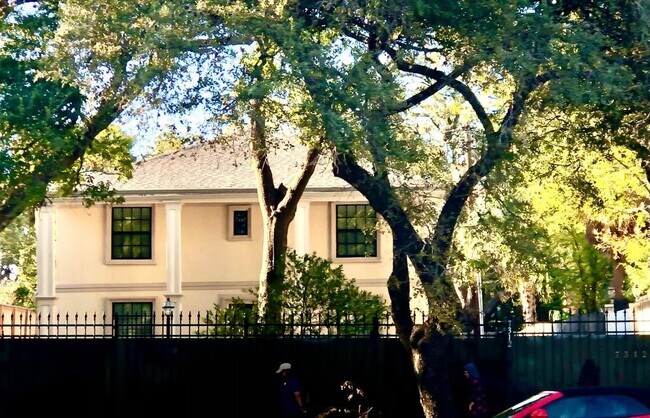 Foto del edificio - 7312 Main St