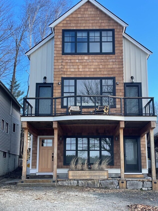 52 Lake Ave, Newbury, NH 03255 House Rental in Newbury, NH