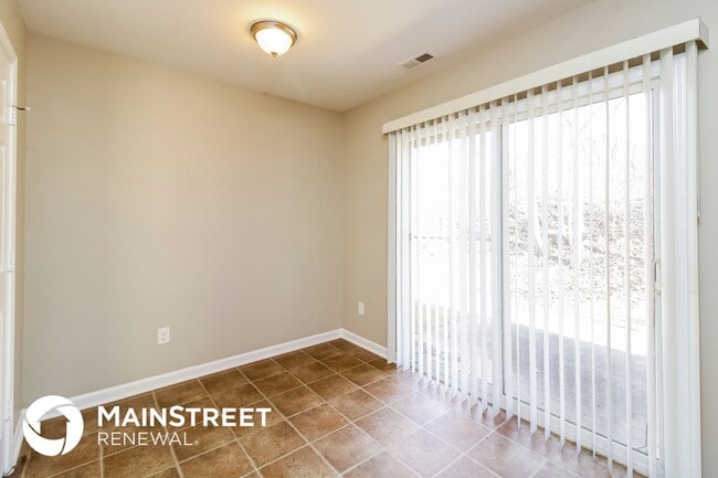 Building Photo - 3385 Tinley Park Dr