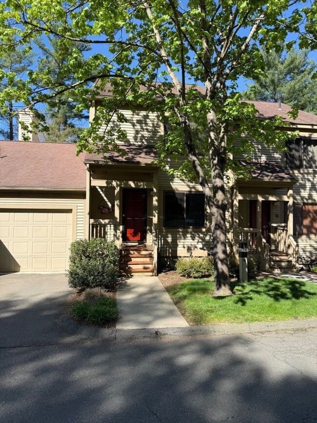 Building Photo - 18 Putnam Ln