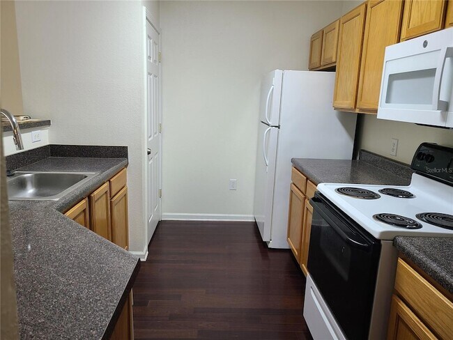 Foto del edificio - 4802 51st St W