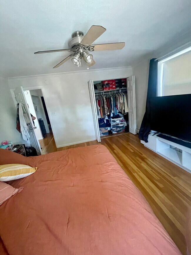 Foto del edificio - 221 Minot St