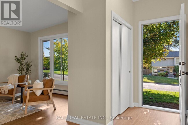 Building Photo - 450 Rosedale Ave