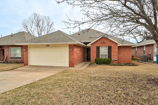 Foto del edificio - Gorgeous 3 bedroom 2 Bath Home in the Heart of Edmond