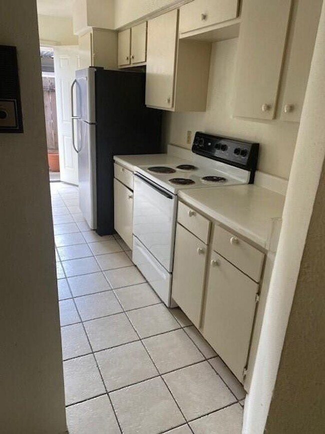 Foto del edificio - 2 Bed 2.5 Bath