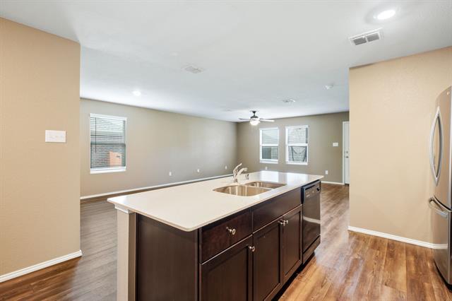 Building Photo - 417 Sweetshade Ln