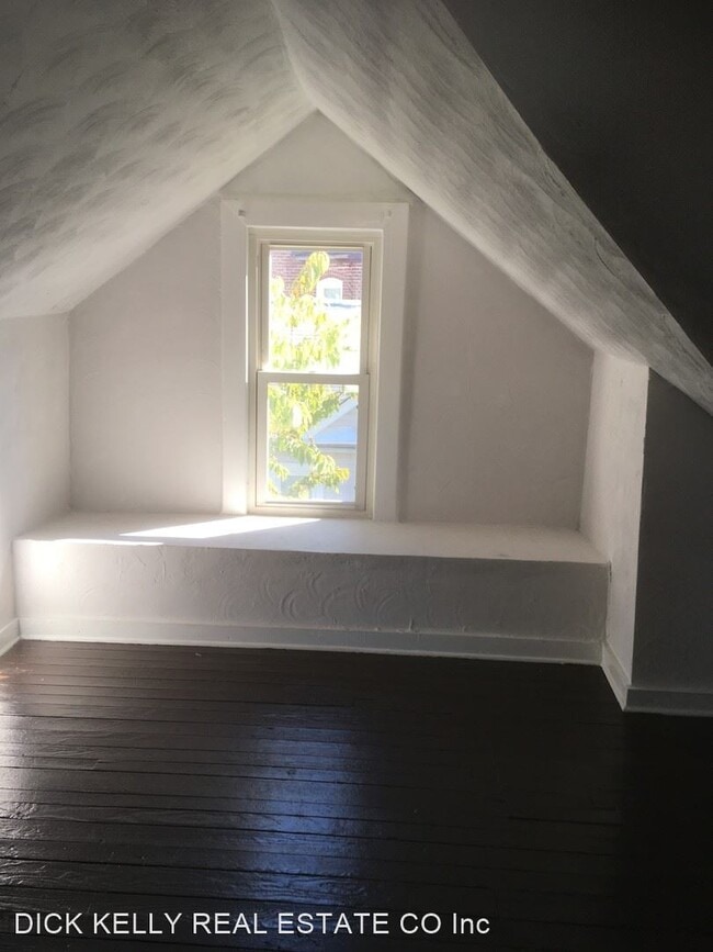 Building Photo - 3 br, 1 bath House - 125 Hough Ave