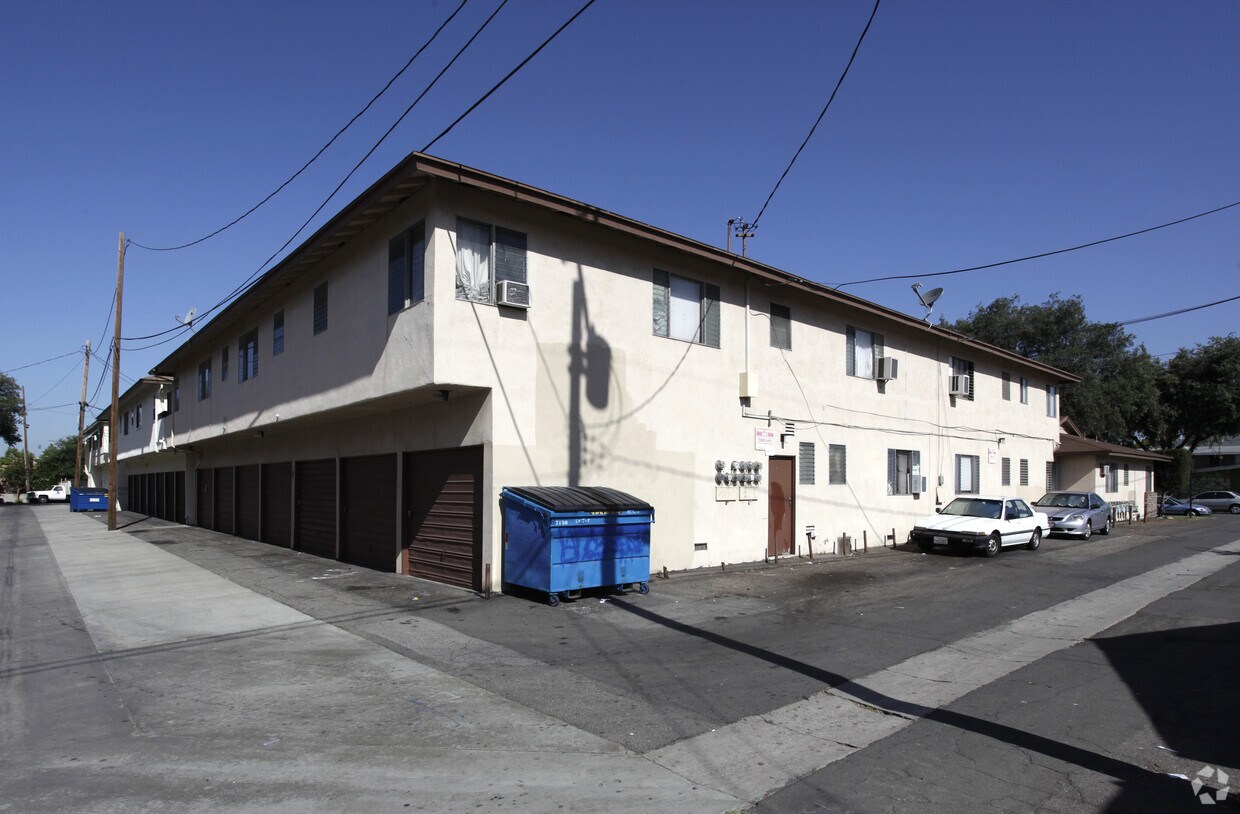 Foto del edificio - 1112 W Fay Ln