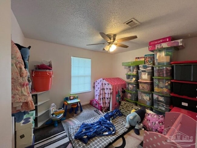 Building Photo - 4965 Yacht Harbor Dr