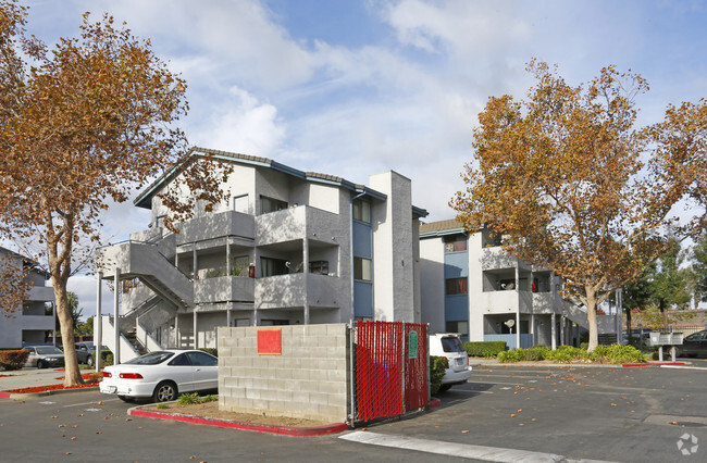 Foto del edificio - Bayshore Estates