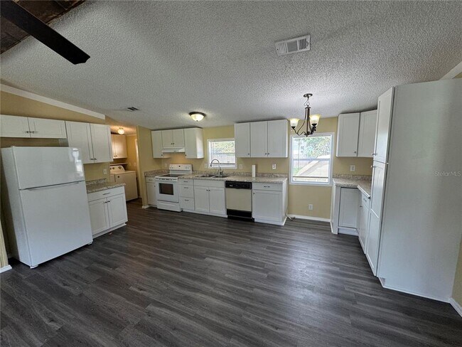 Foto del edificio - 14144 SE 63rd Terrace
