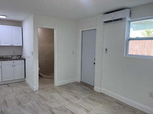 Foto del edificio - 50 NW 68th Ct