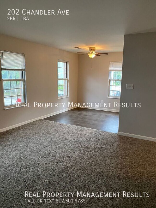 Foto del edificio - 2 Bedroom, 1 Bath, Mulberry Square Apartme...
