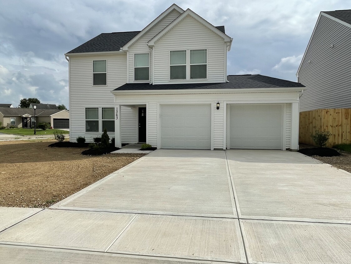 1363 Robinof Dr, Grove City, OH 43123 House Rental in Grove City, OH