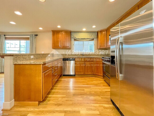 Foto del edificio - 3 br, 2.5 bath Townhome - 9209 Interlake A...