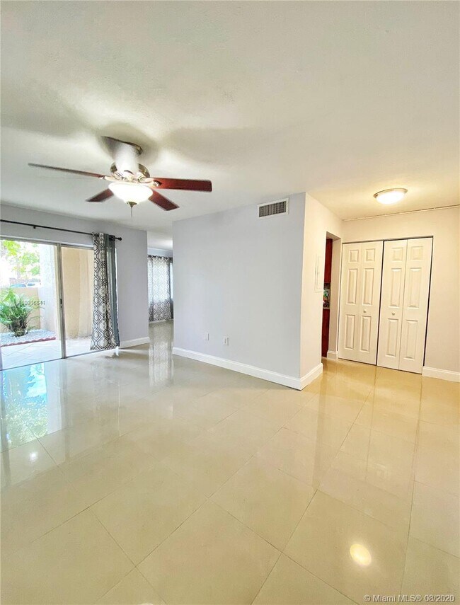 Foto del edificio - 10651 SW 108th Ave