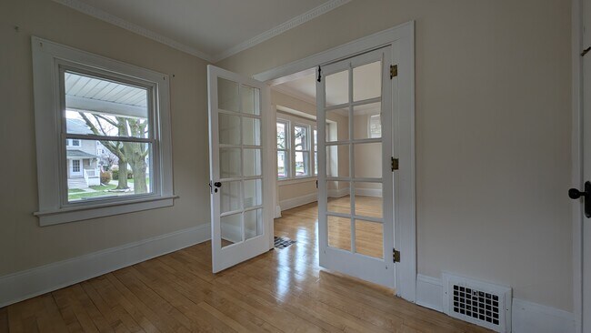 Foto del edificio - 569 N 65th St