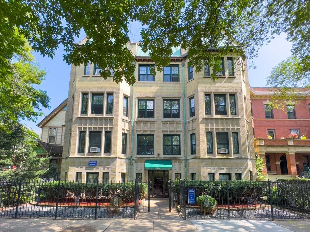 Foto principal - 4644 N Paulina St