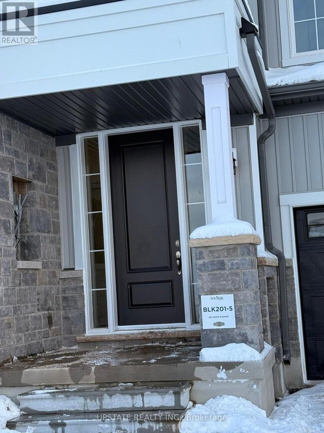 Building Photo - 205 Gear Ave