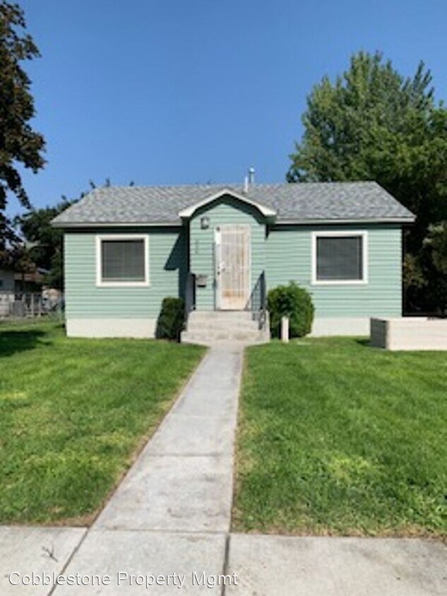 Foto principal - 2 br, 1 bath House - 424 Fern St