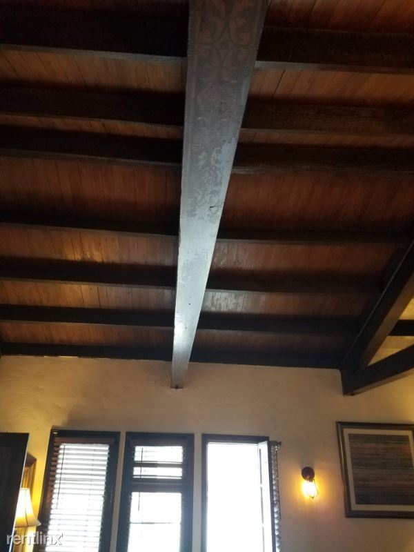 Foto principal - Studio, 1 bath Townhome - 1847 S Rimpu Blvd