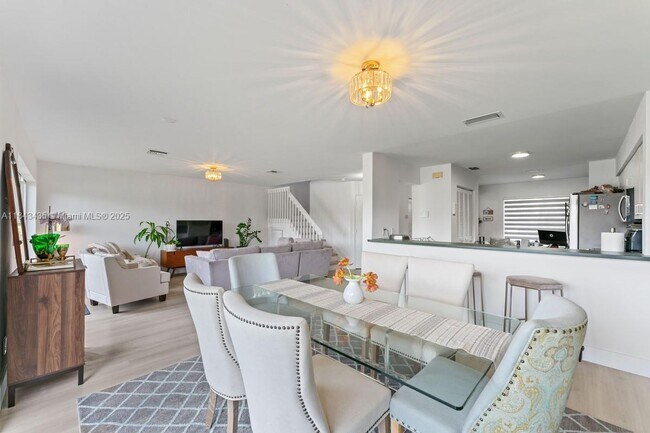 Foto del edificio - 11045 SW 16th Manor