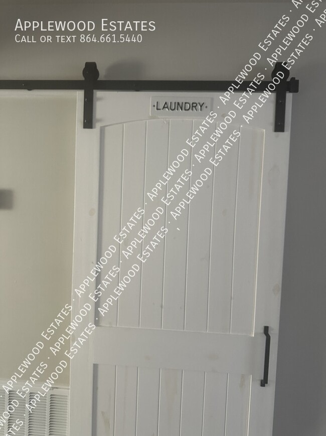 Building Photo - 1434 Dover Rd