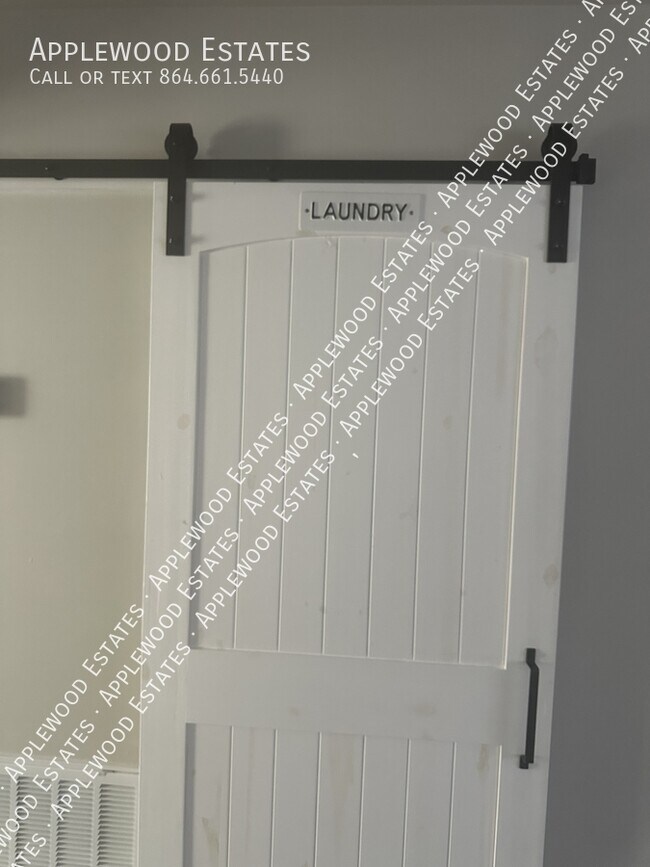 Foto del edificio - 1434 Dover Rd