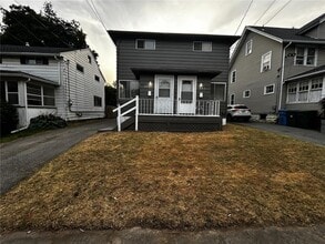 Building Photo - 352 Avery St