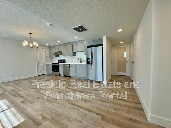 Foto del edificio - 13538 Dawes Ln