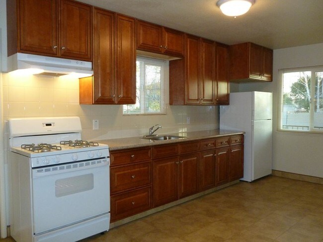 Foto del edificio - 439 Central Ct